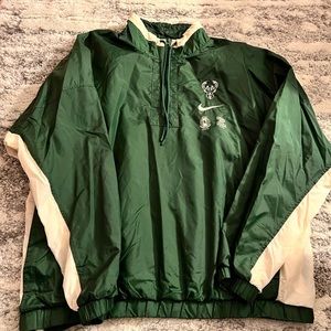 Nike Milwaukee Bucks Quarter Zip Rain / Windbreaker